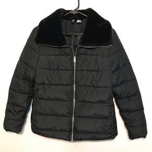 H&M black winter coat w/ faux fur collar